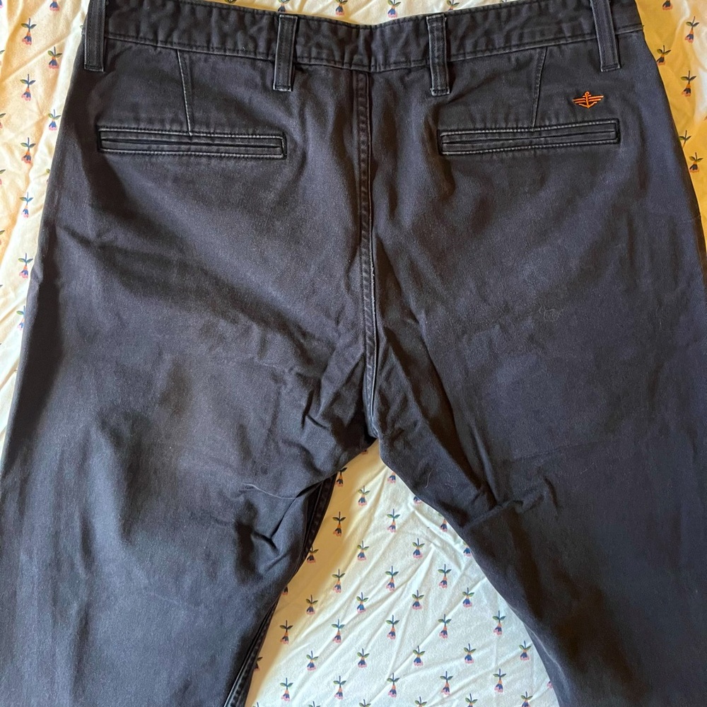 24x32 docker pants